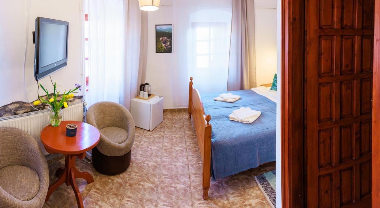 Hotel Retel Vitez Vendeghaz Sárospatak Zewnętrze zdjęcie