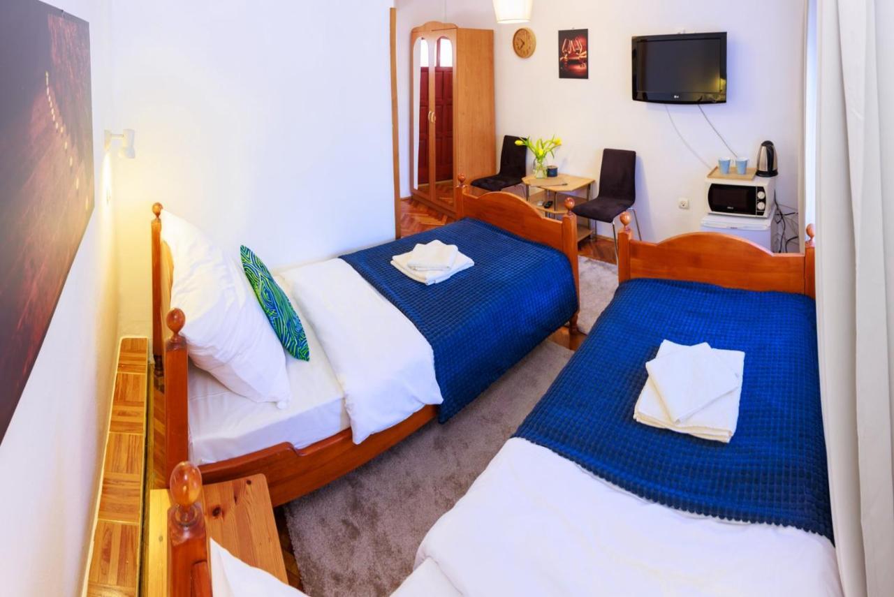 Hotel Retel Vitez Vendeghaz Sárospatak Zewnętrze zdjęcie