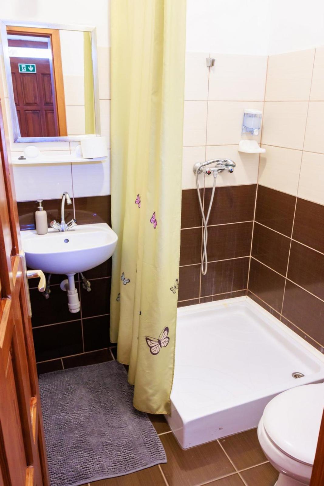 Hotel Retel Vitez Vendeghaz Sárospatak Zewnętrze zdjęcie